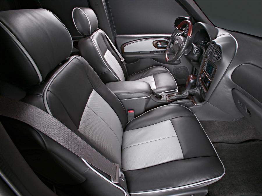  Buick Rainier TW Edition Concept 2004 года  (фото 2 из 3)